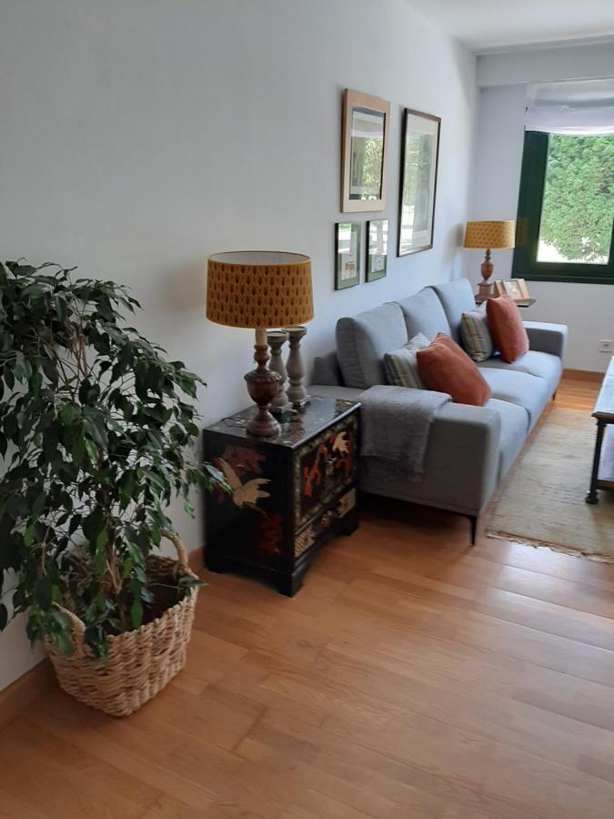 Apartamento El ñeru. En zona verde y junto al mar. Gijón Exterior foto