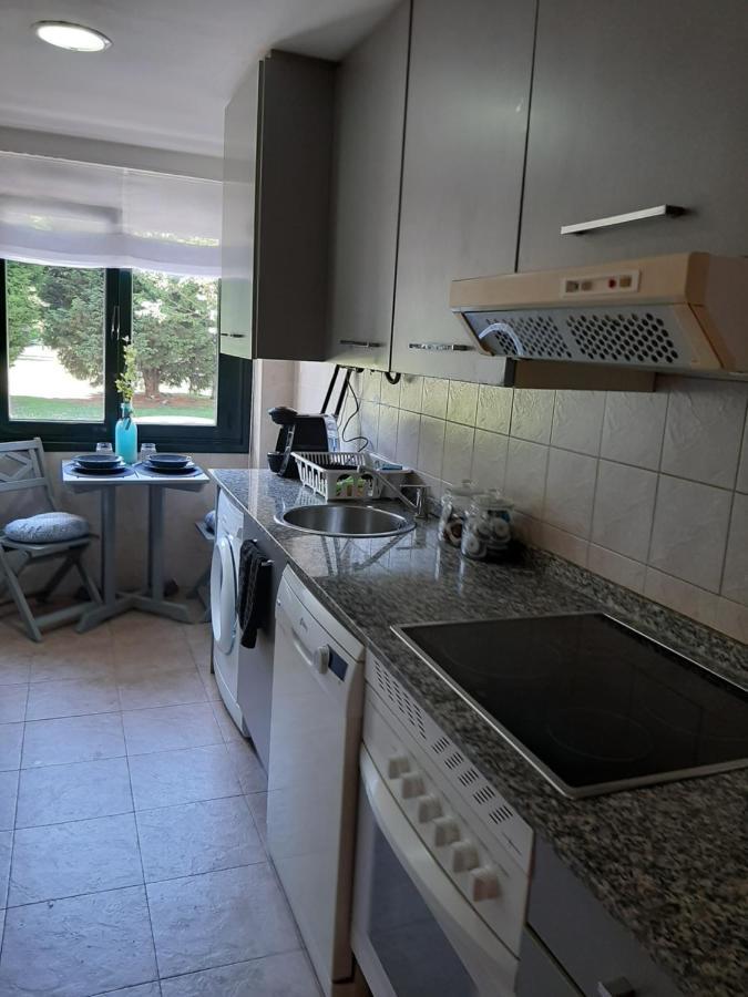 Apartamento El ñeru. En zona verde y junto al mar. Gijón Exterior foto