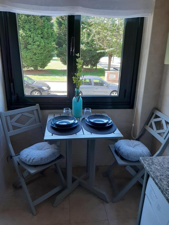 Apartamento El ñeru. En zona verde y junto al mar. Gijón Exterior foto