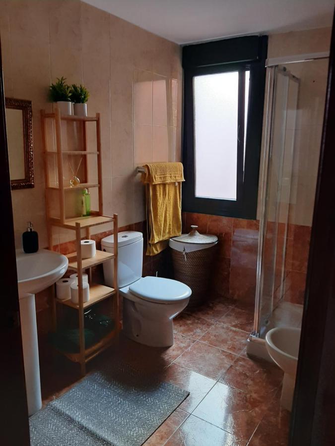Apartamento El ñeru. En zona verde y junto al mar. Gijón Exterior foto